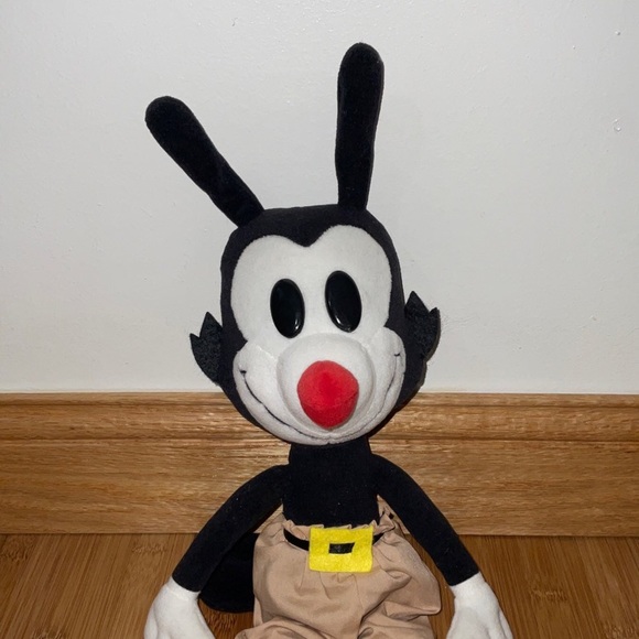Warner Brothers Vintage Animaniacs Yakko Plush - Picture 2 of 4